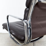Charles & Ray Eames Soft Pad Chair EA 207 for Herman Miller