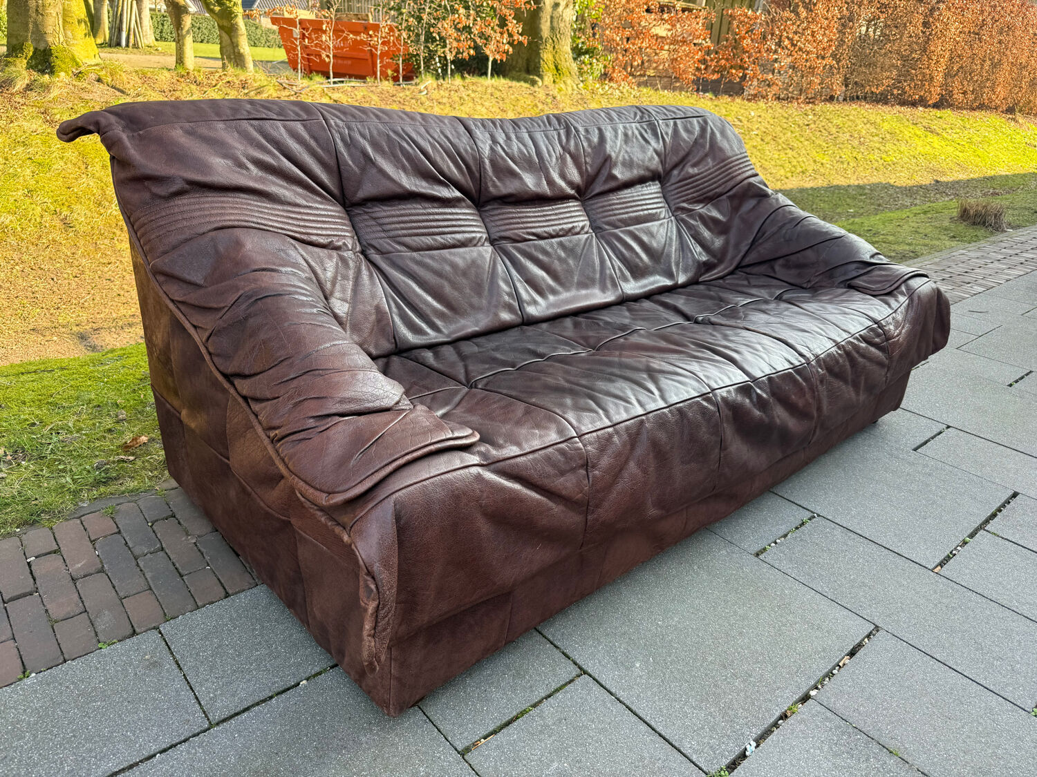 3 seater relax couch