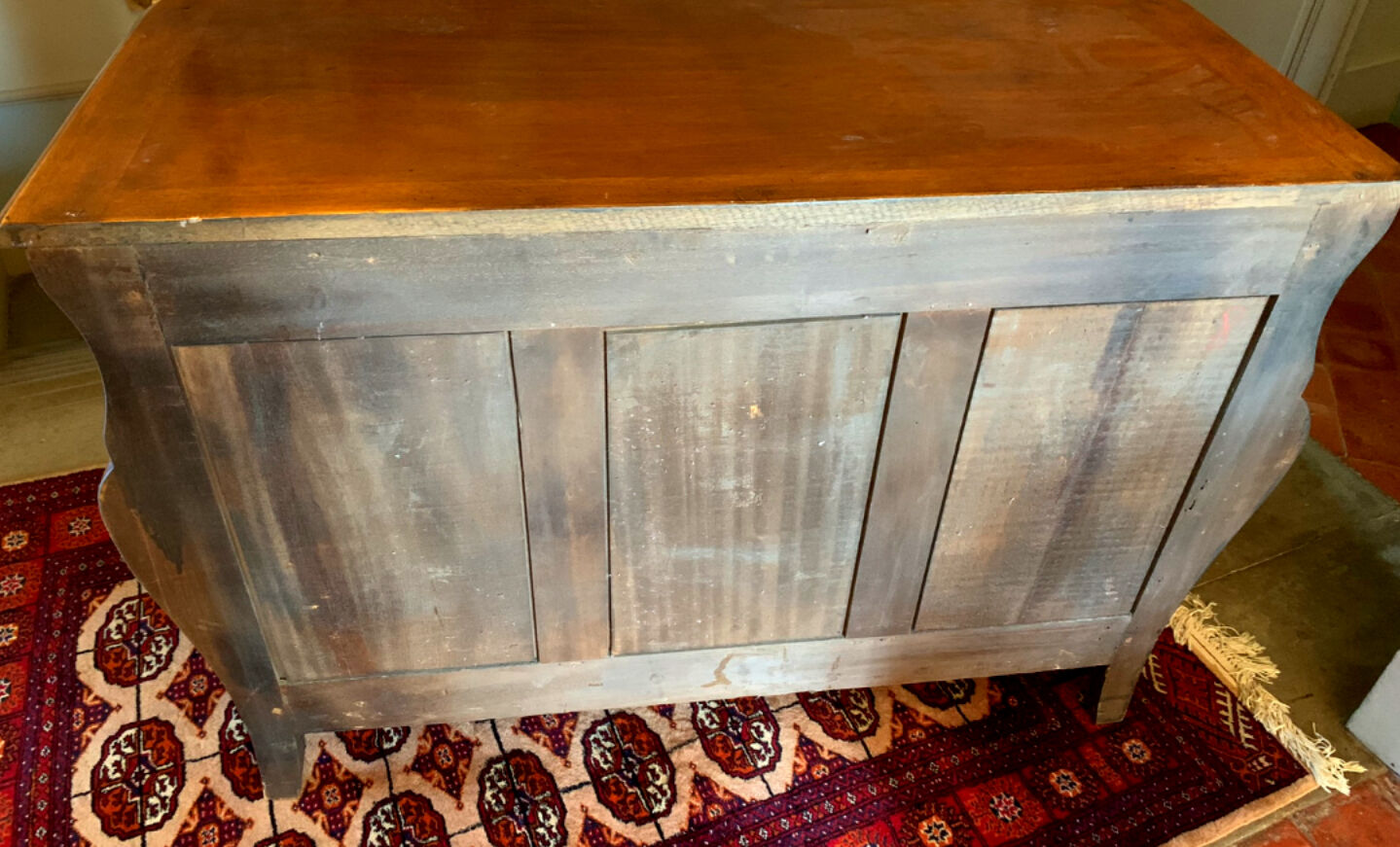 Louis XV style tomb chest of drawers with 5 drawers