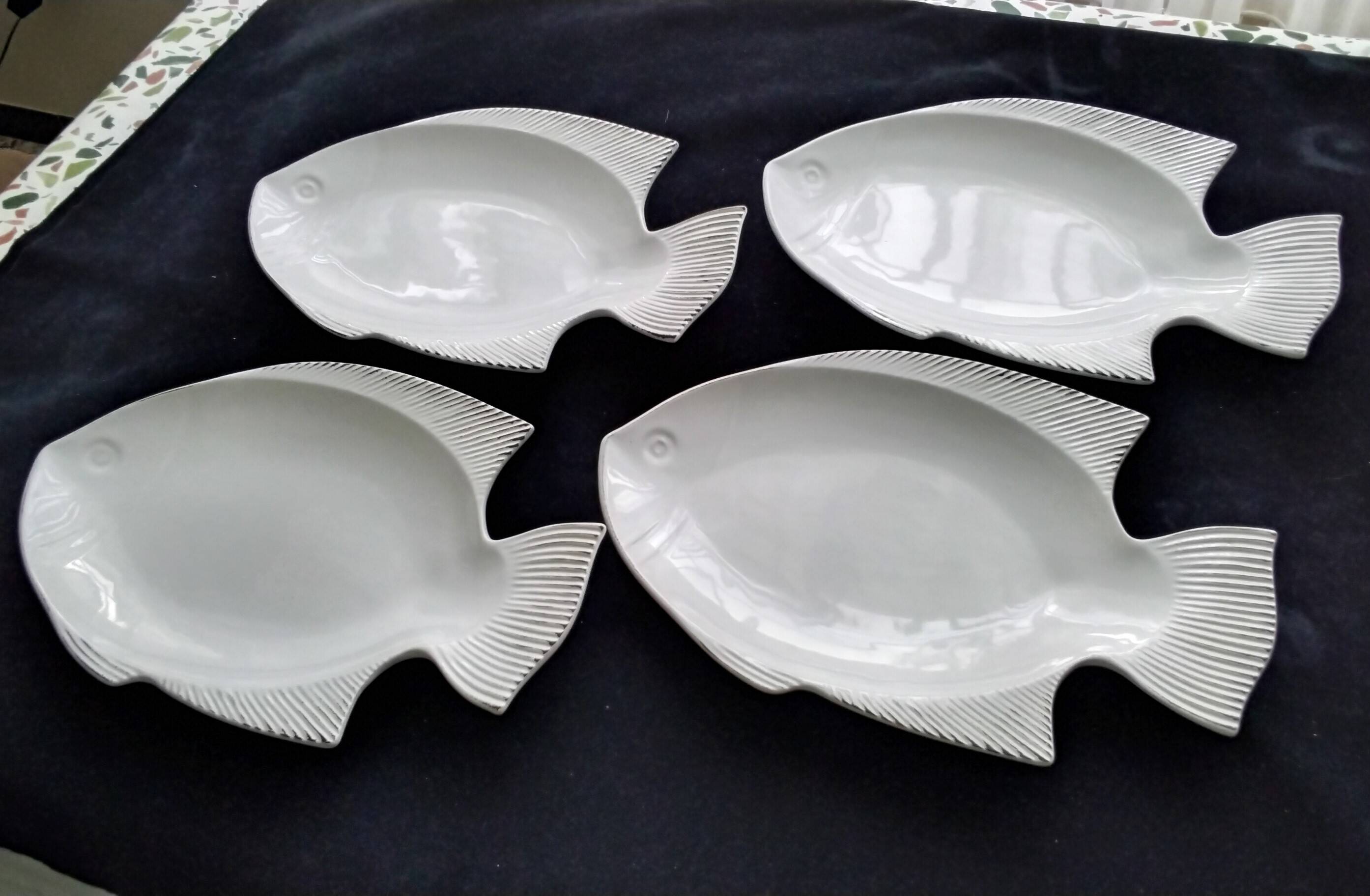 4 zoomorphic ceramic fish plates Geneviève Lethu