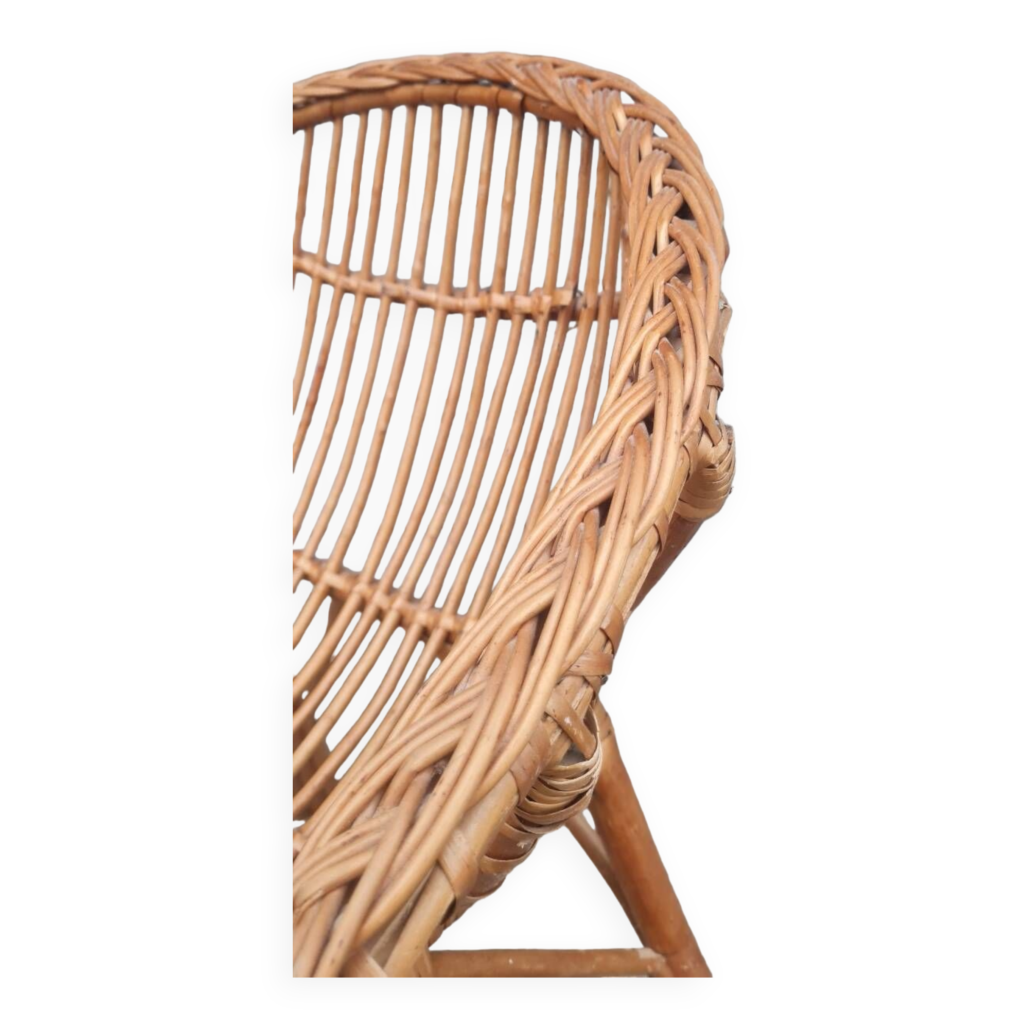 Fauteuil coquille en rotin