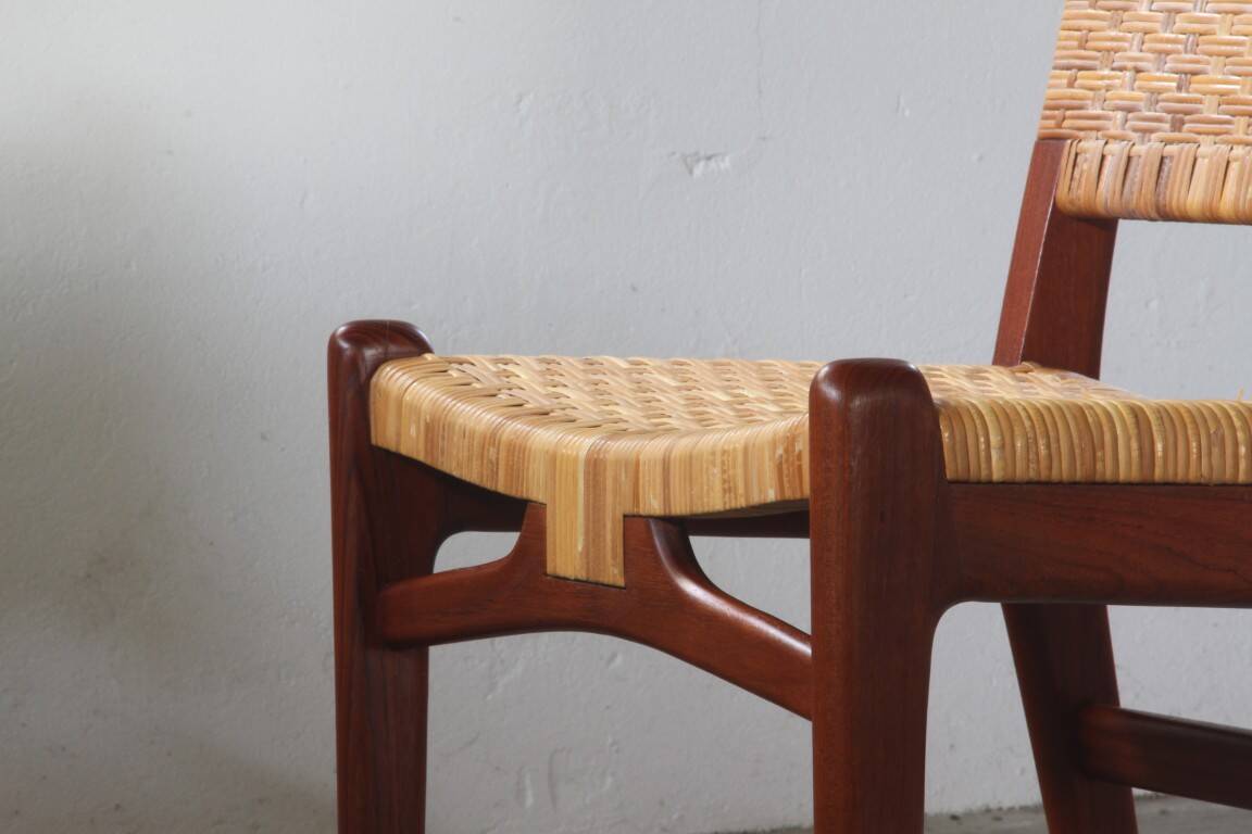 Hans J. Wegner dining chairs in teak model CH-31 by Carl Hansen & Søn