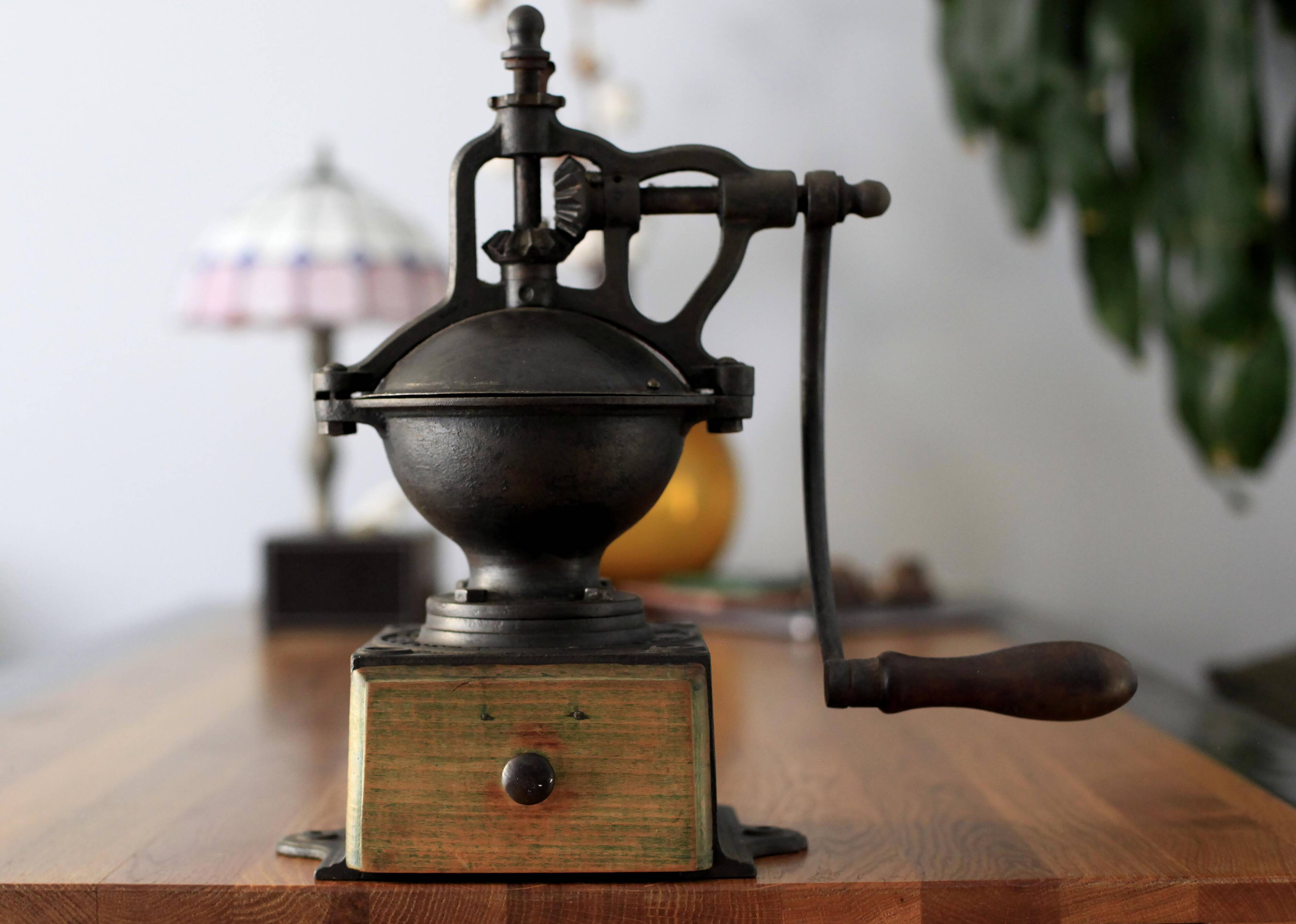 Peugeot coffee grinder brother number 1, early 1900