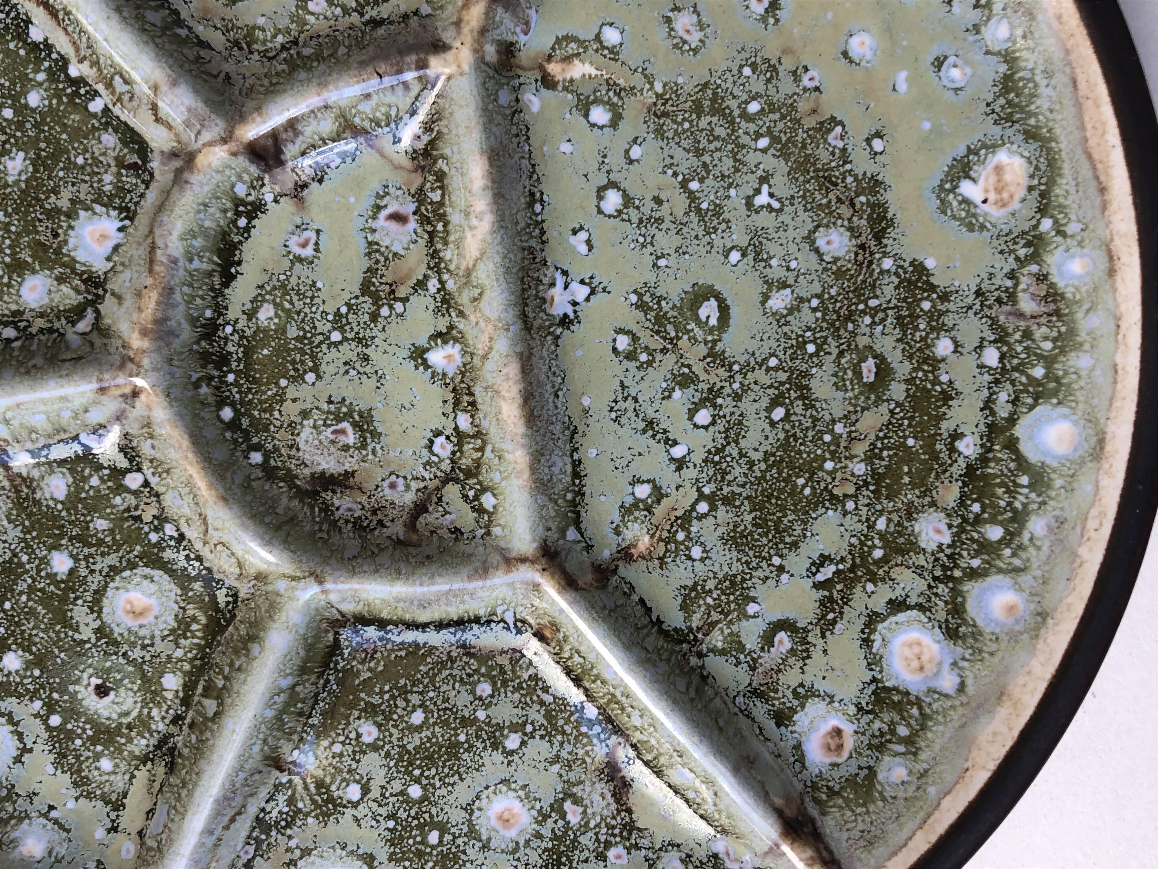 Set of 6 ceramic plates compartmentalized