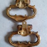 Bumper handles