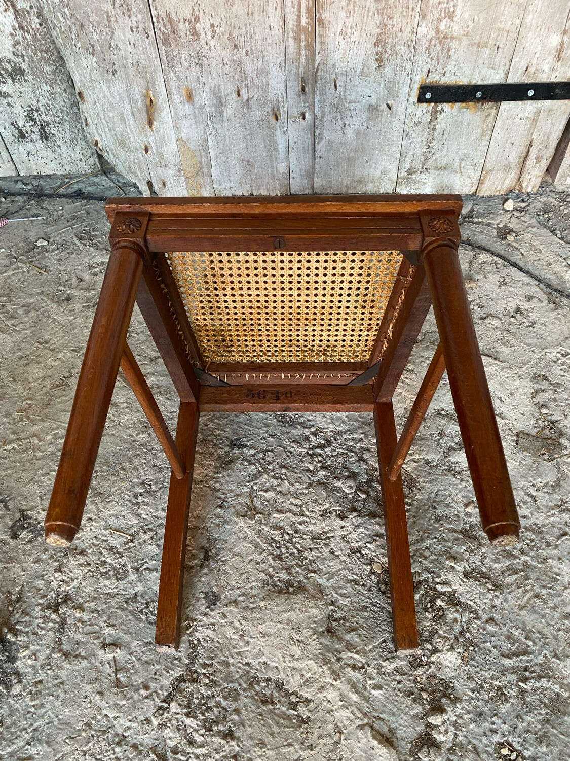 4 chaises anciennes style Louis XVI en bois et cannage, XIXème s.