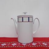 Blue and red Basque coffee maker