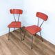 Paire de chaises en formica rouge