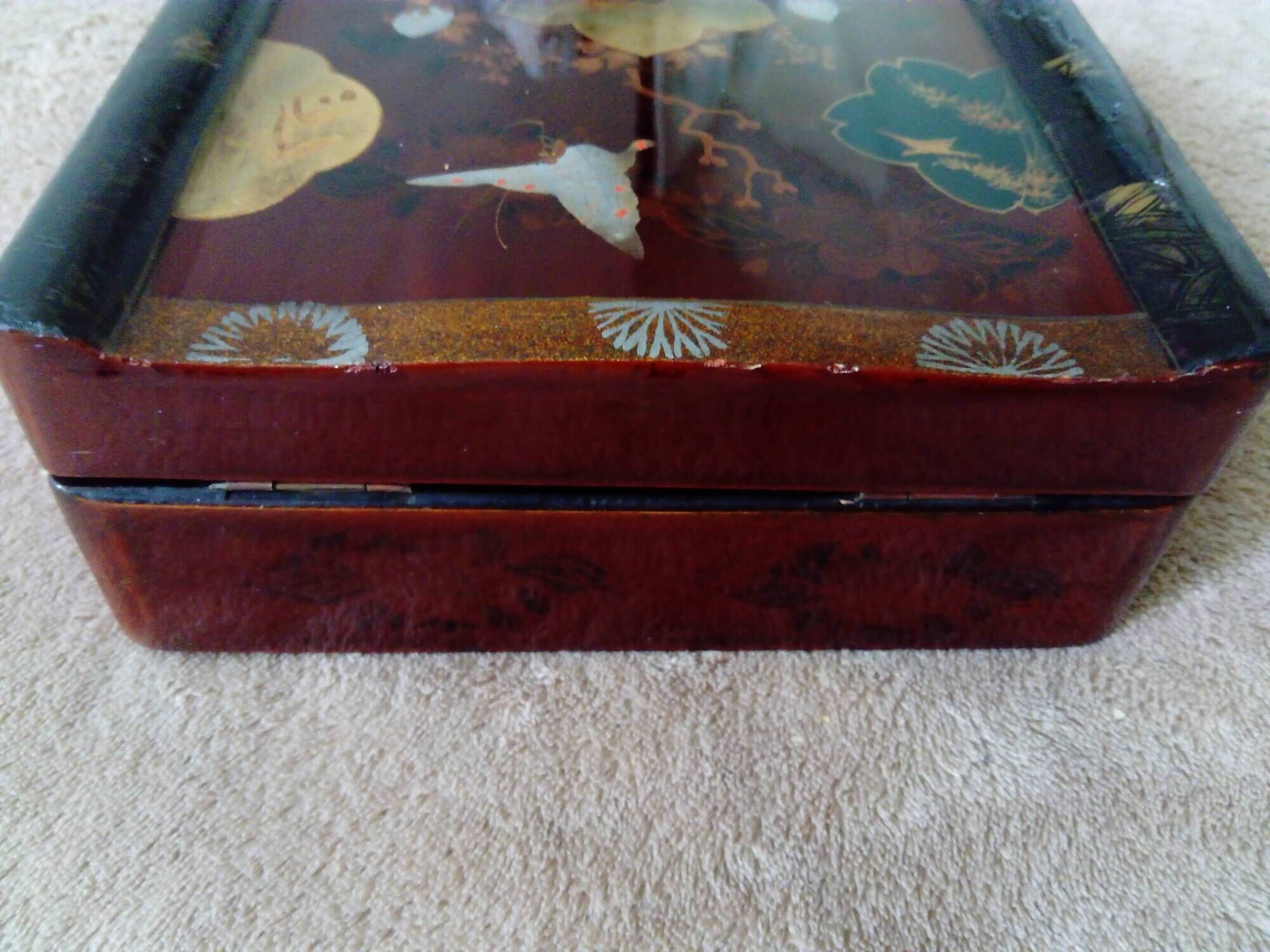 Lacquered wooden jewelry box / box with butterfly and landscape decoration