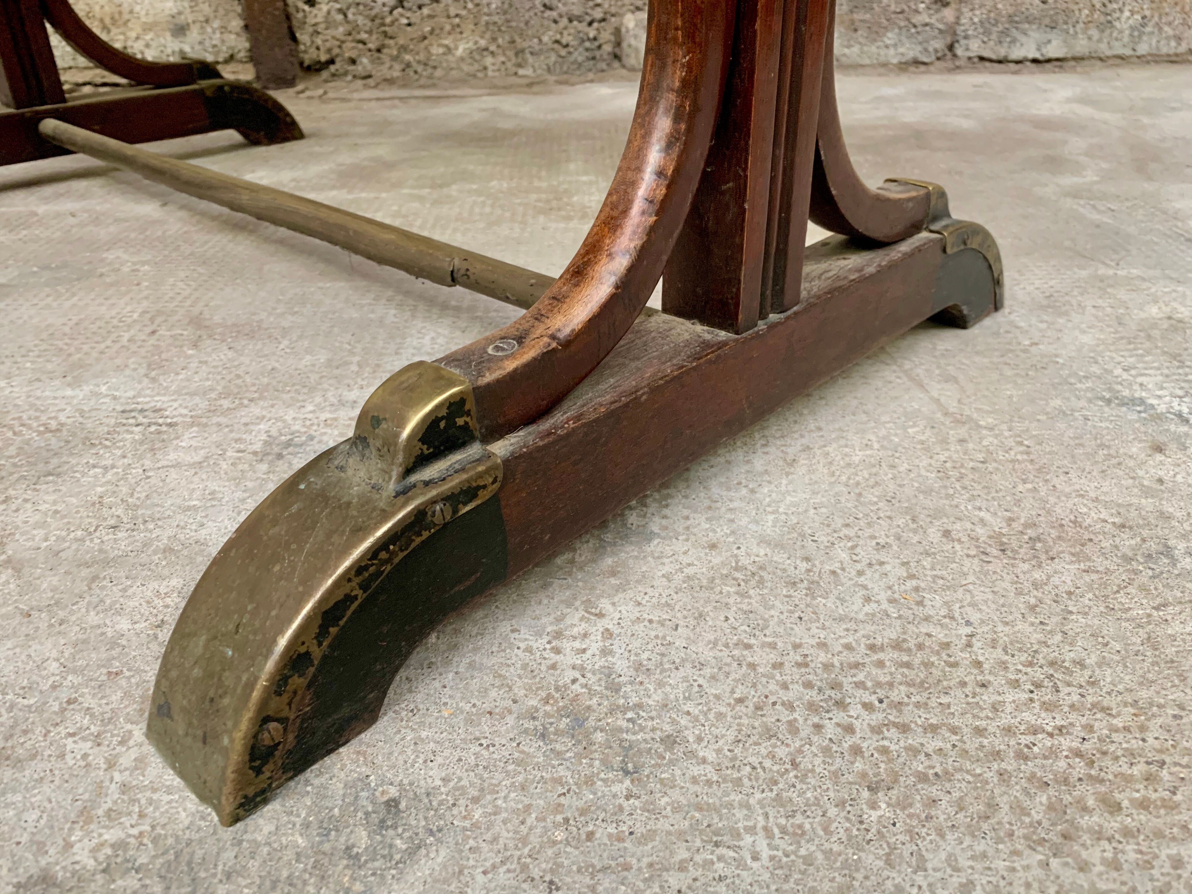 Thonet bar bar troquet bistro table in curved wood and brass 1930