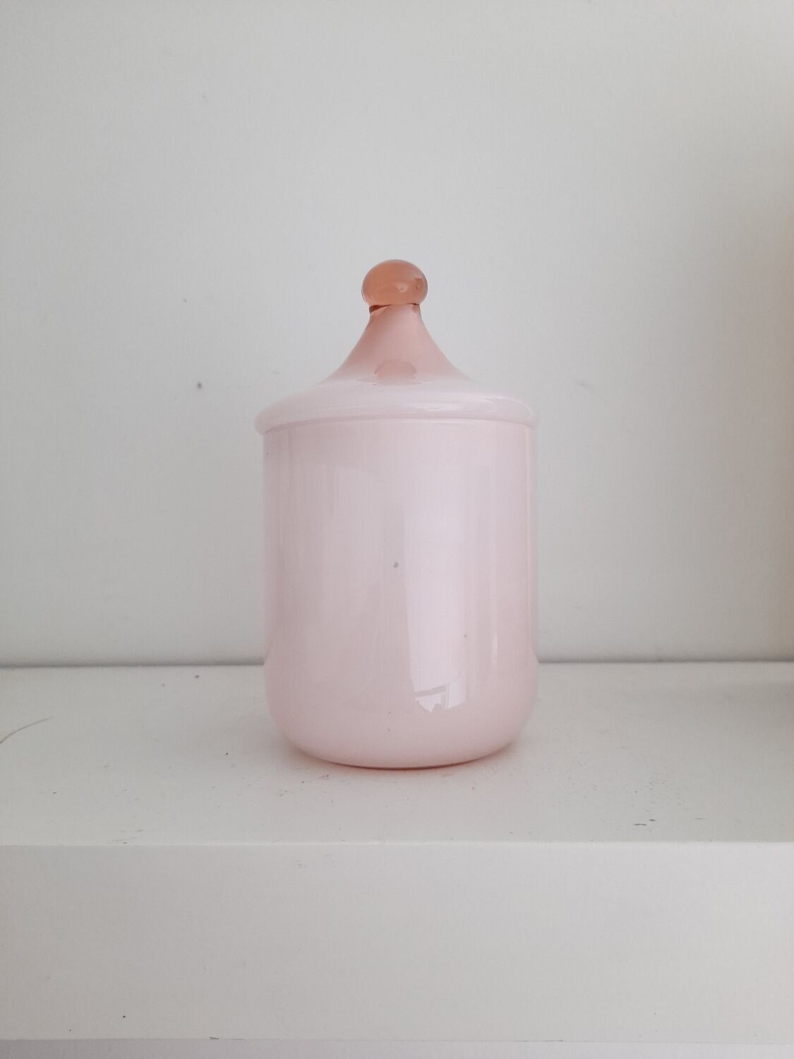 Powder-pink opaline candy box