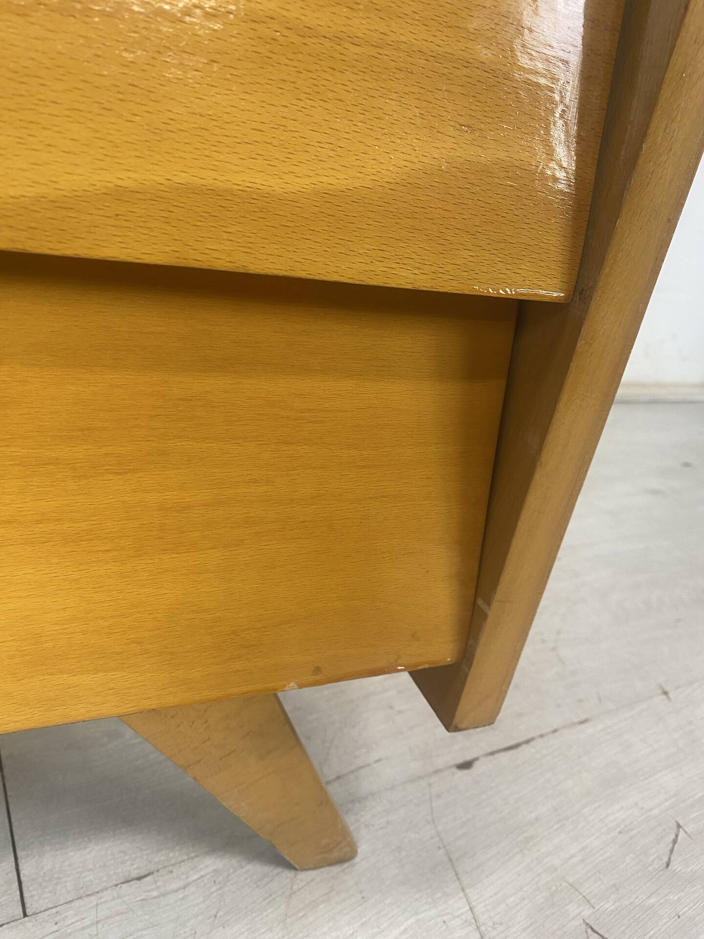 Vintage chest of drawers