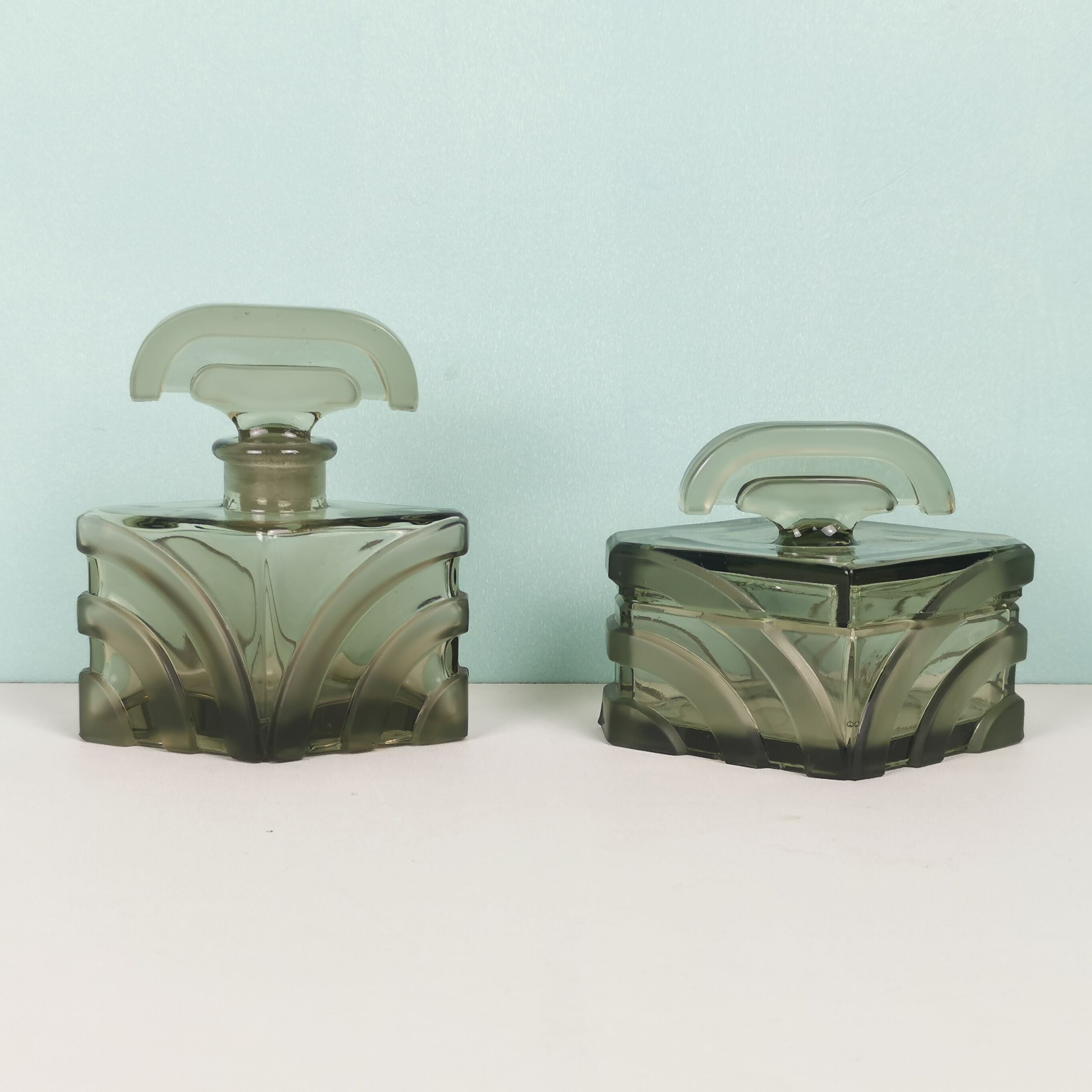 Art deco bottle and box