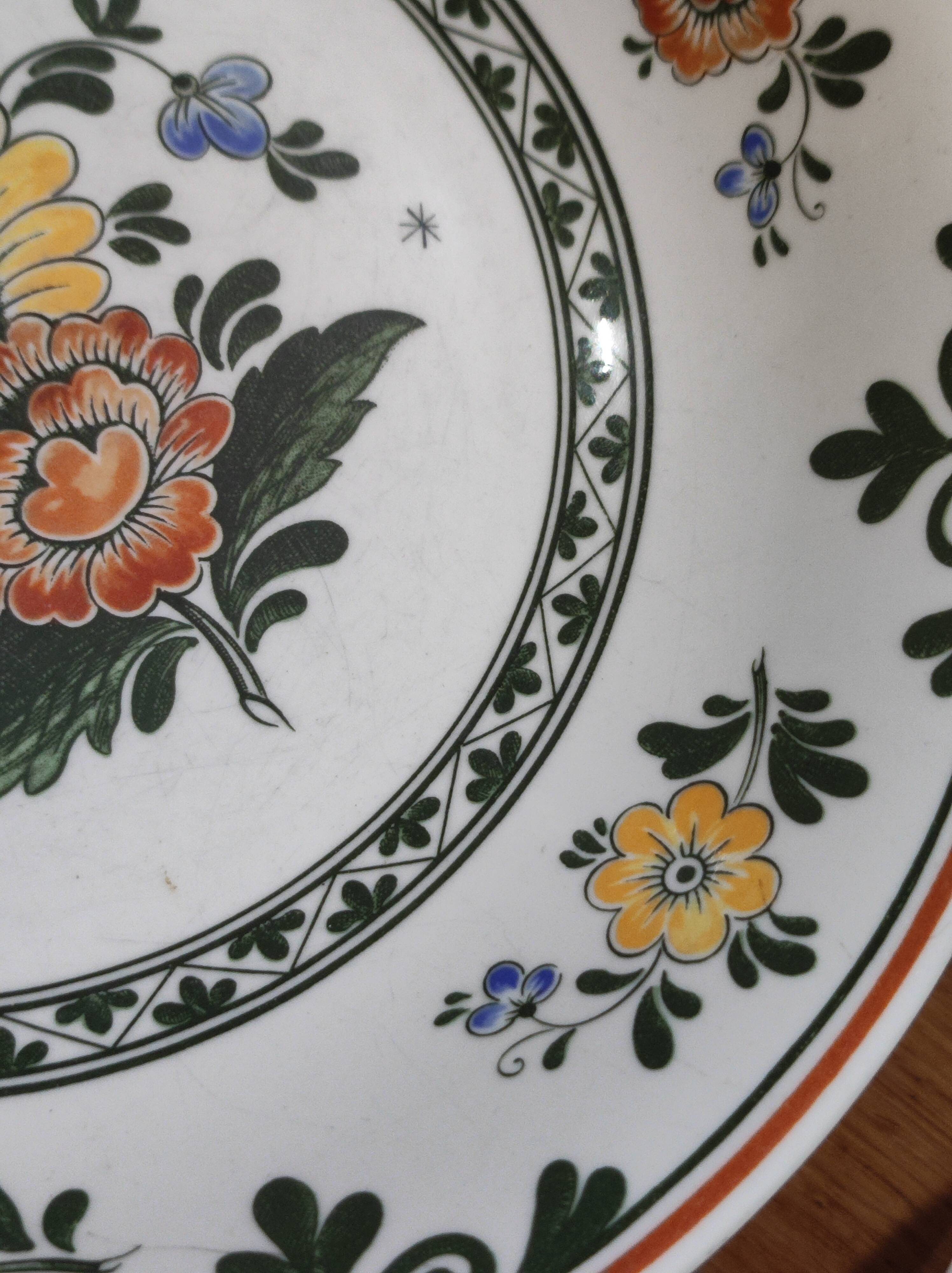 4 Villeroy & Boch hollow plates