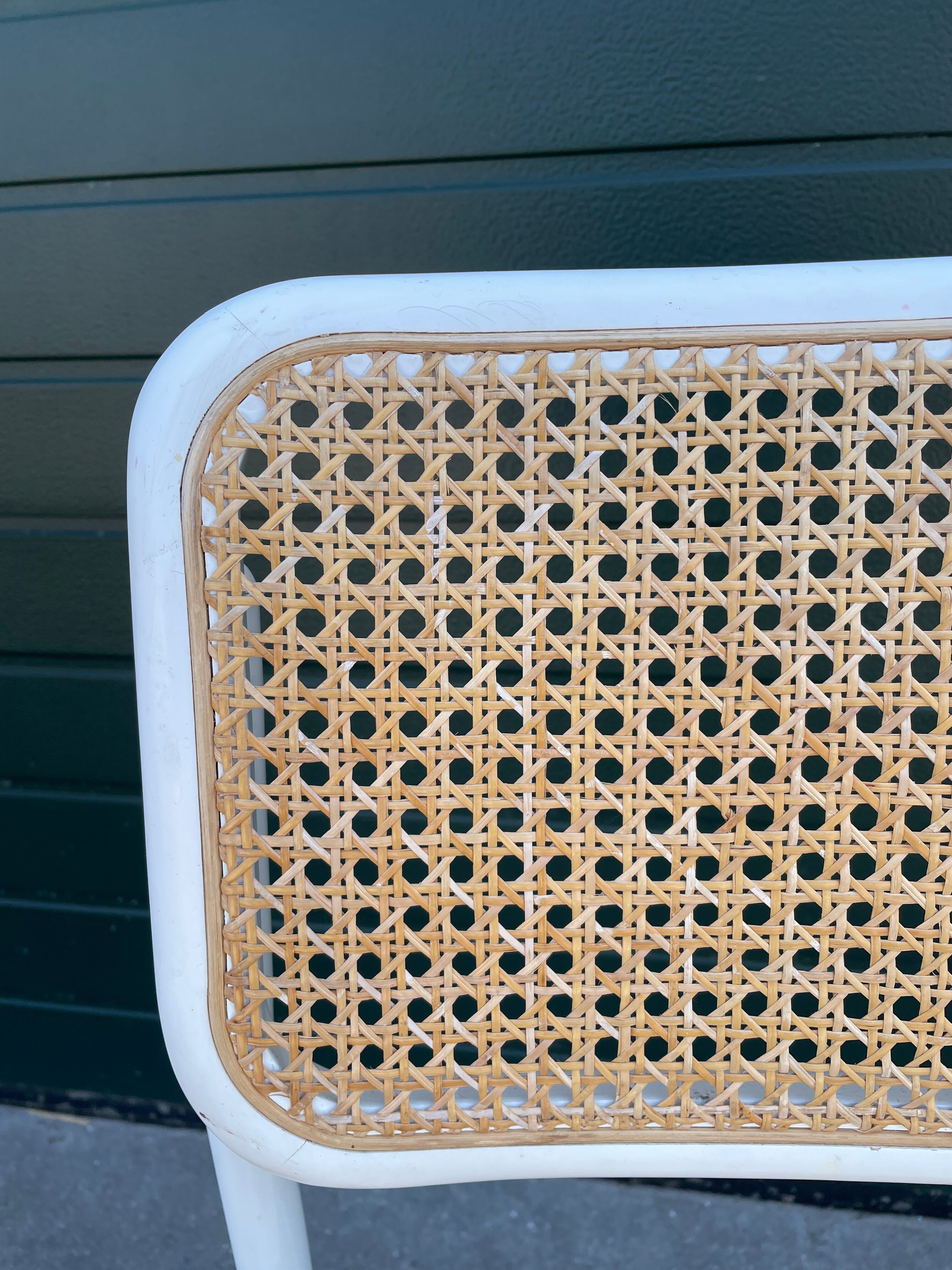 Cesca design chair b32 model in white