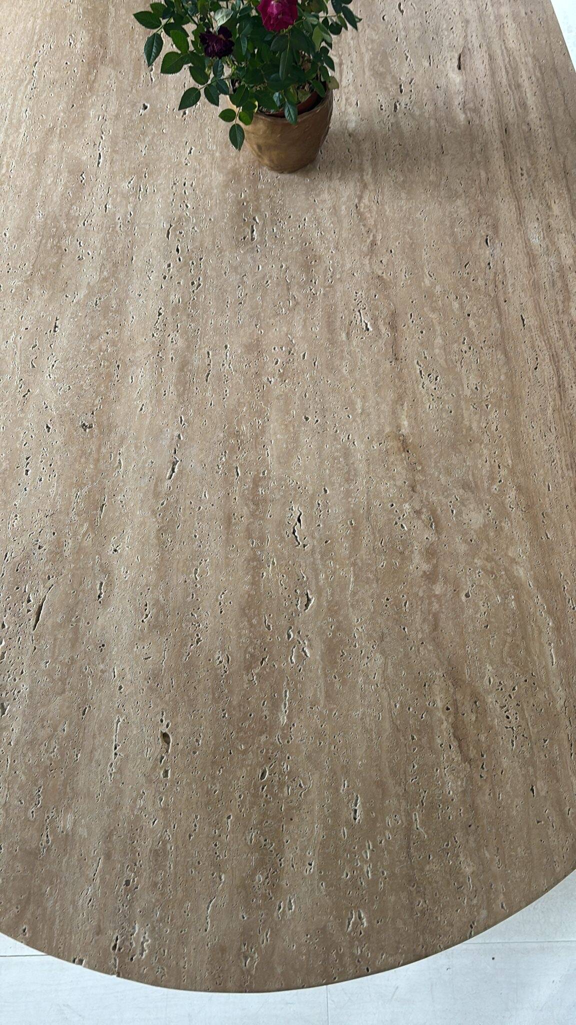 Dining table - Natural Travertine