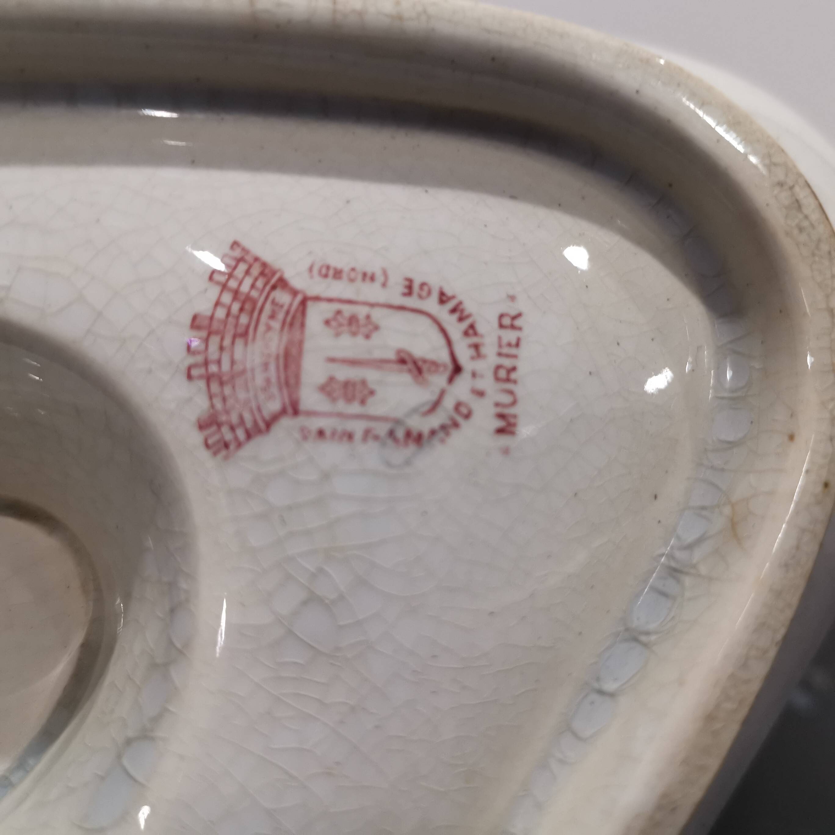 Iron earth gravy boat Moulin des Loups and Hamage Nord, red mulberry