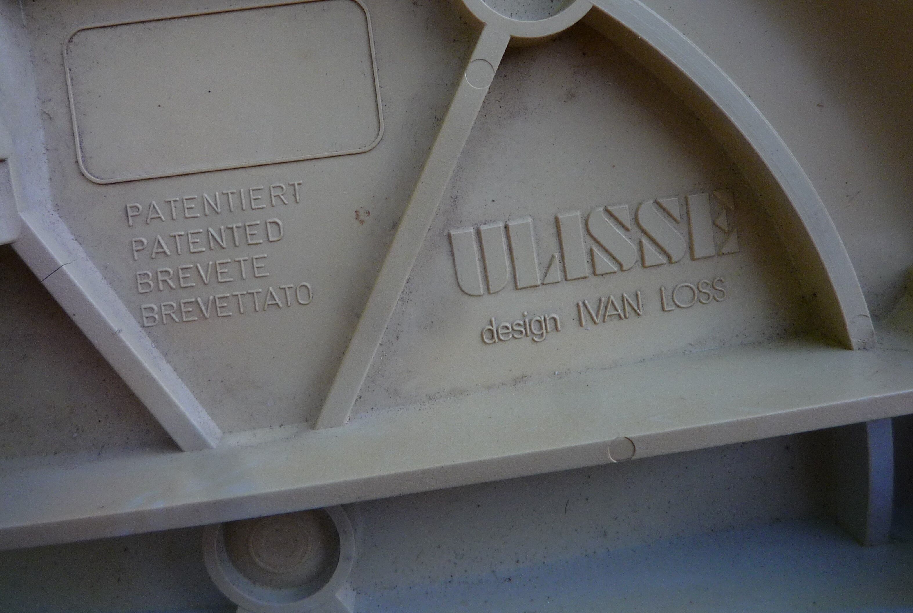 Ulisse cane stool/folding chair, red, Ivan Loss design, vintage Italian 1980s