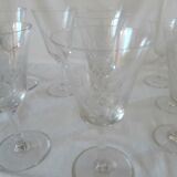 Set of 16 wine glasses