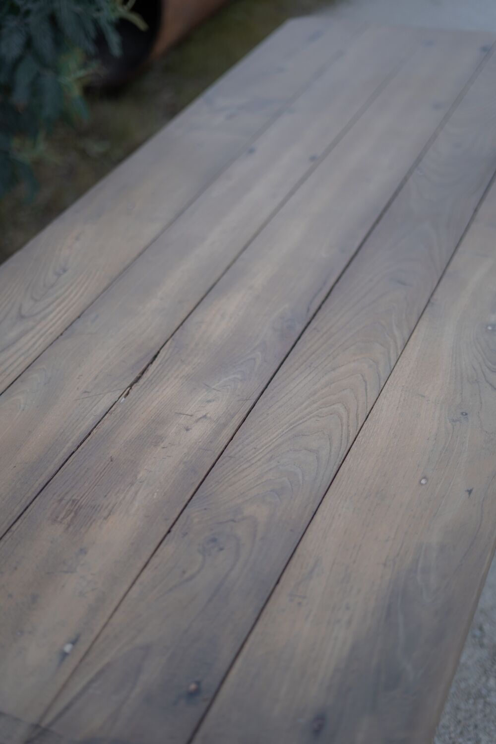 Table de ferme rénovée