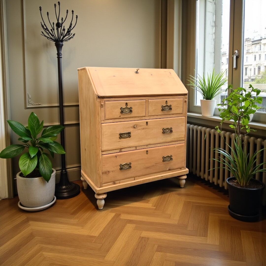 Commode, English slant-front desk, 19th century.