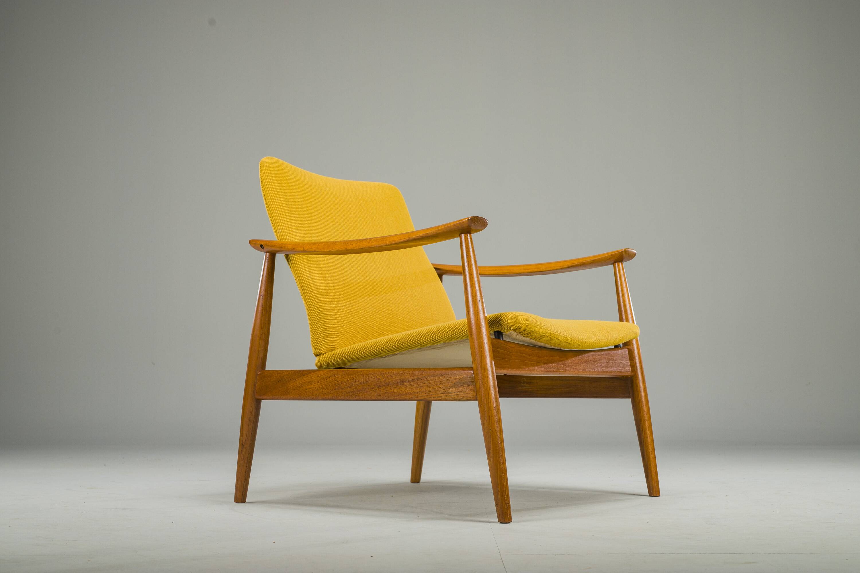 Mid-Century Danish Easy Chairs Model 138 by Finn Juhl for France & Søn, 19