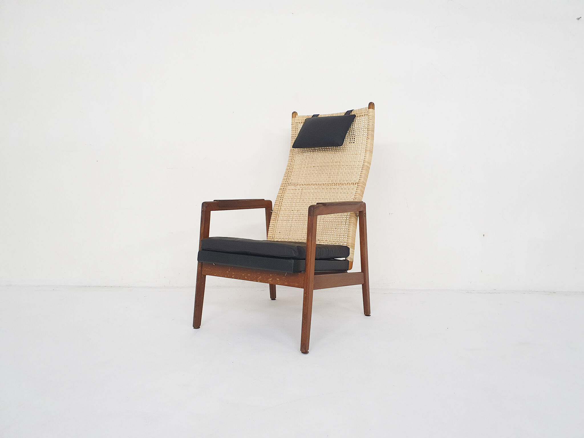 Armchair by P.J. Muntendam for Gebr. Jonkers, The Netherlands 1950'