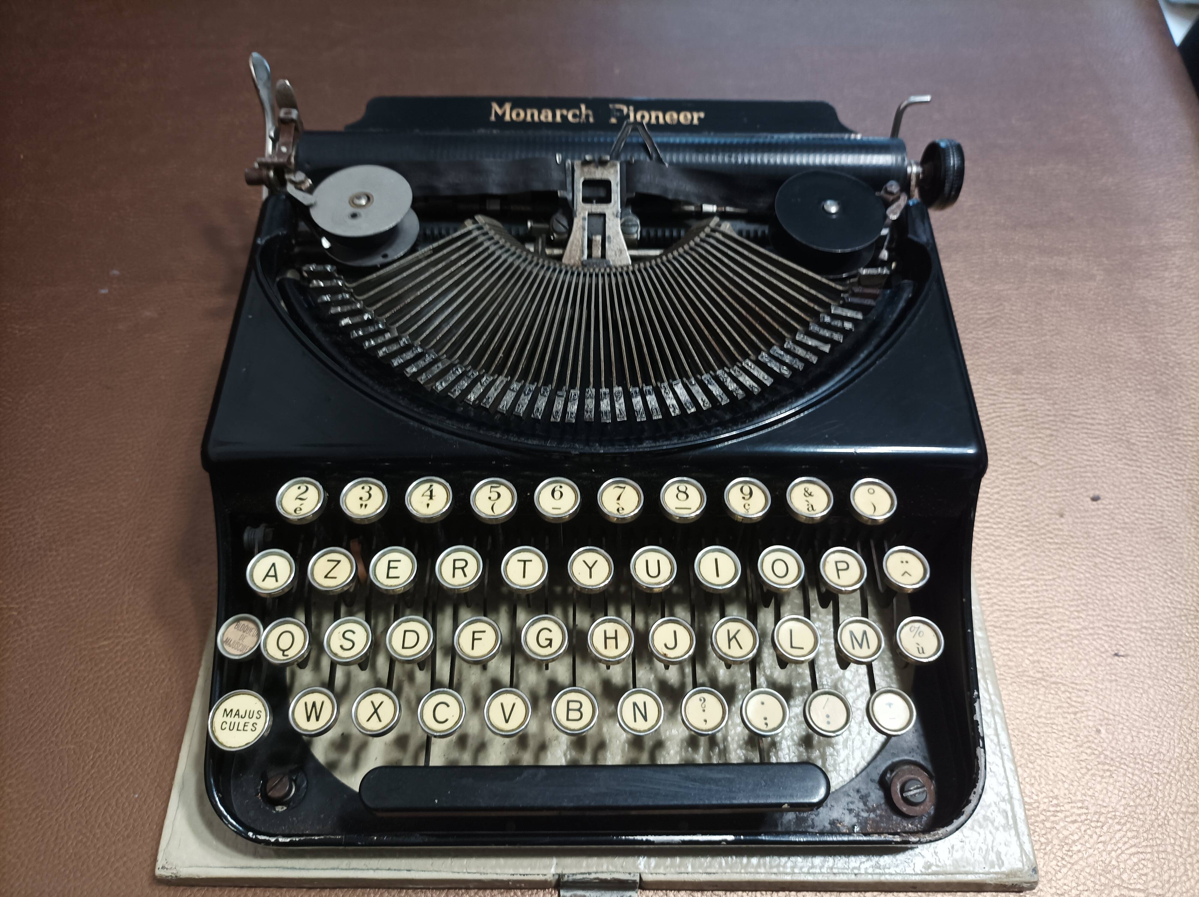 Monarch pioneer black old