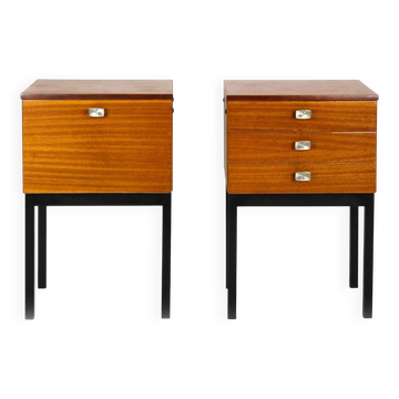 Tables de nuit en acajou tchécoslovaque de style mid-century modern par Up Závody, années 1970.