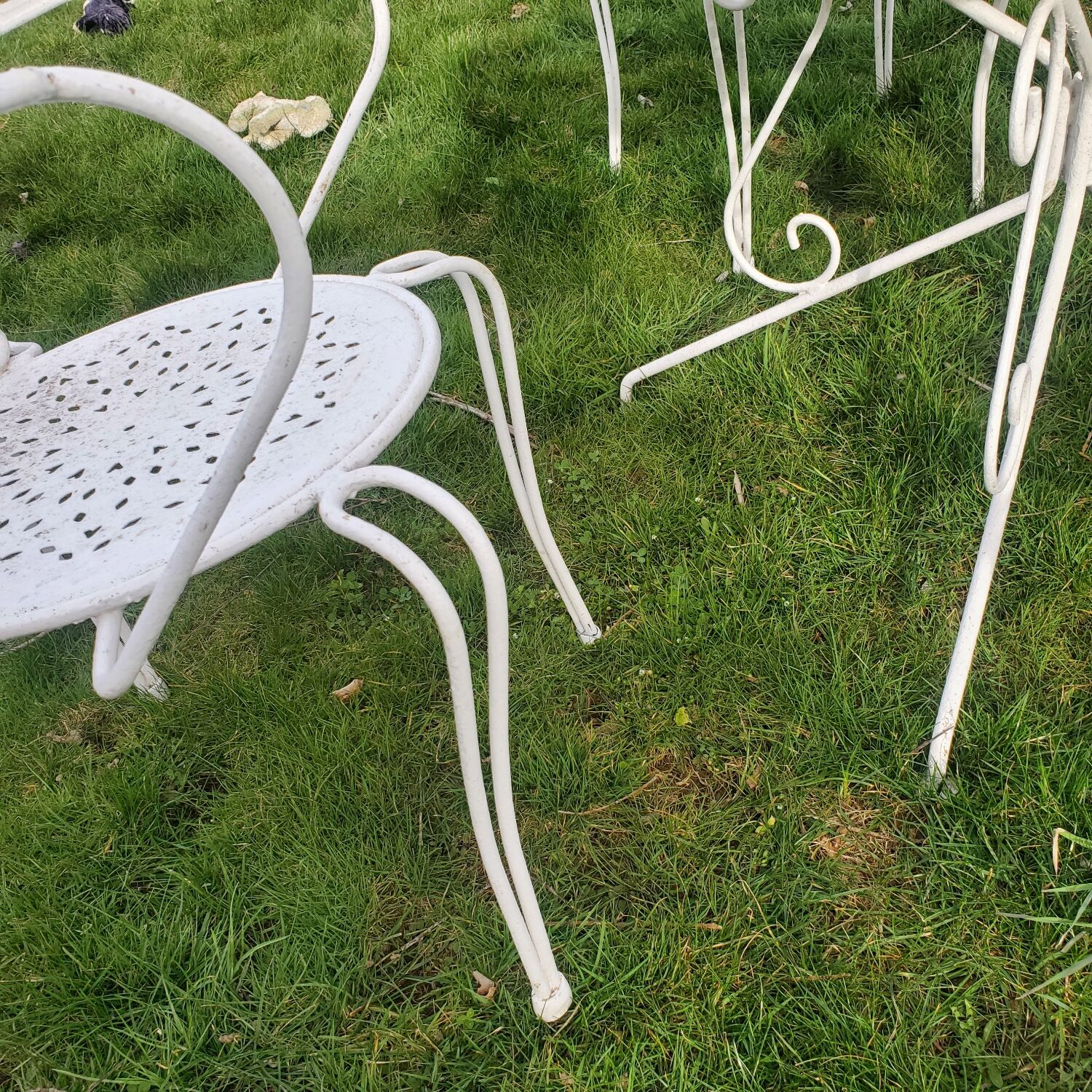 Salon de jardin fer 2 fauteuils 2 chaises 1 table