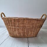 Wicker basket / basket