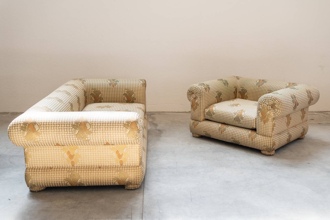 3-seater sofa and silk armchair, Tommaso Barbi, 1970