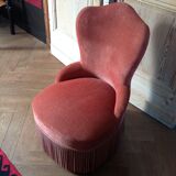 Pink velvet toad chair