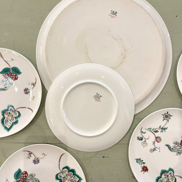 Dessert service Bernardaud, 1 course and 12 plates, Limoges porcelain
