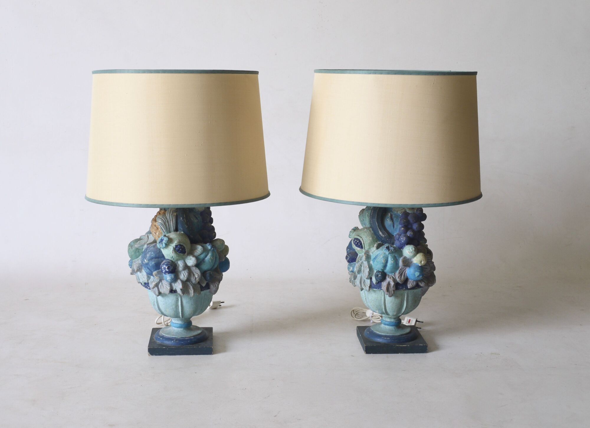 Italian carved wood & stucco table lamps, 1960s, set of 2