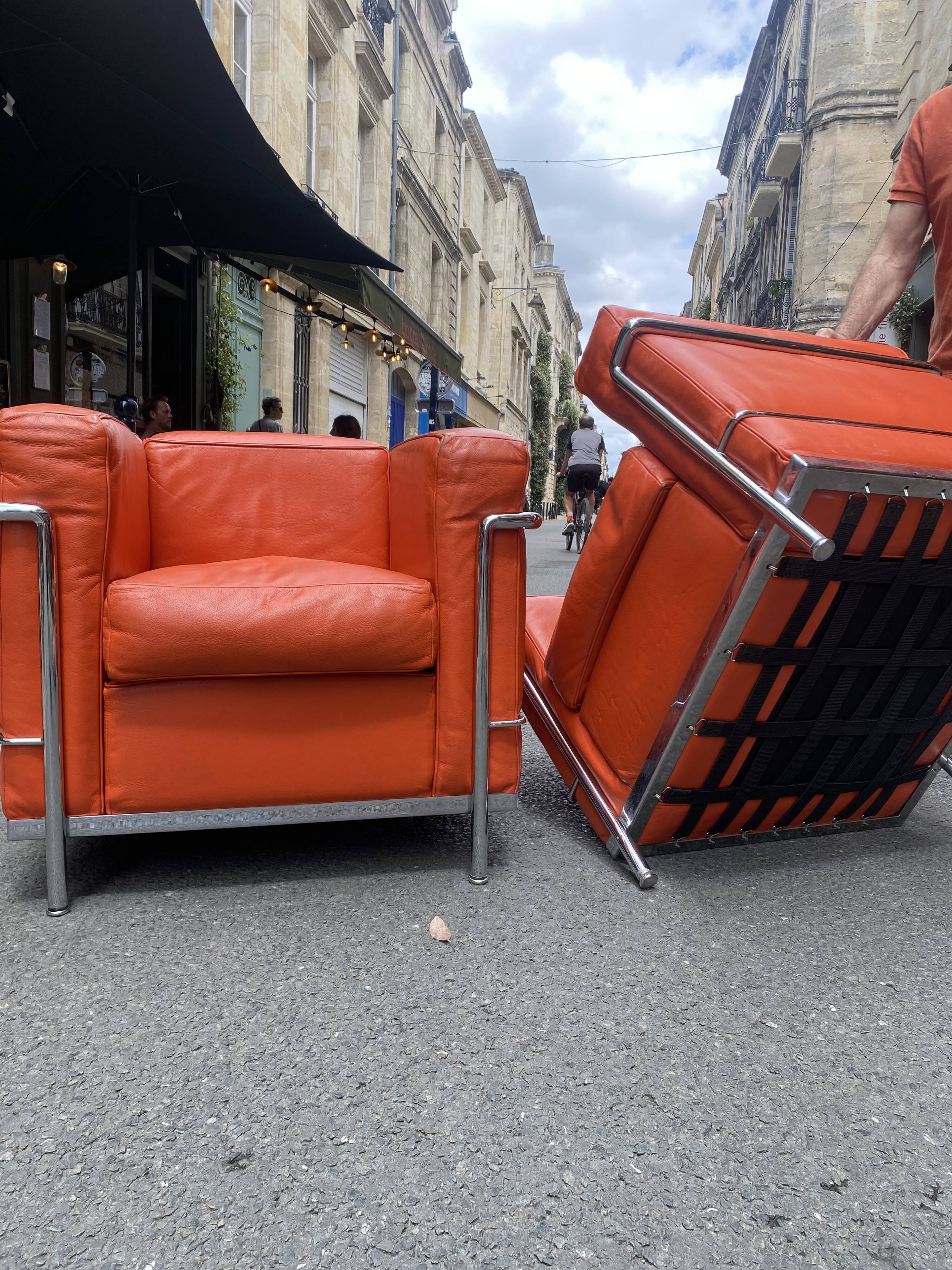 Fauteuils lc2 le corbusier par cassina