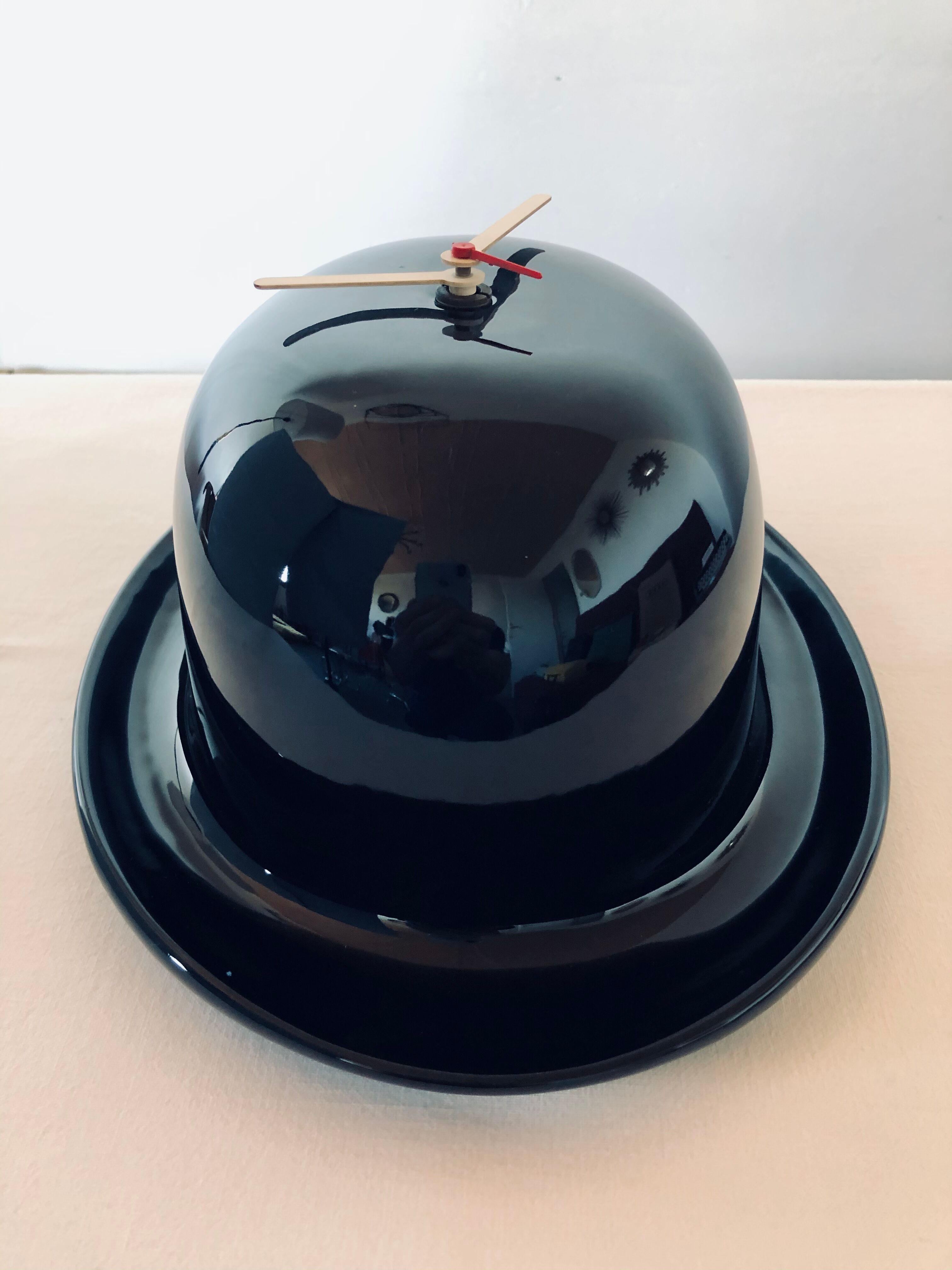 Chaplin hat wall clock