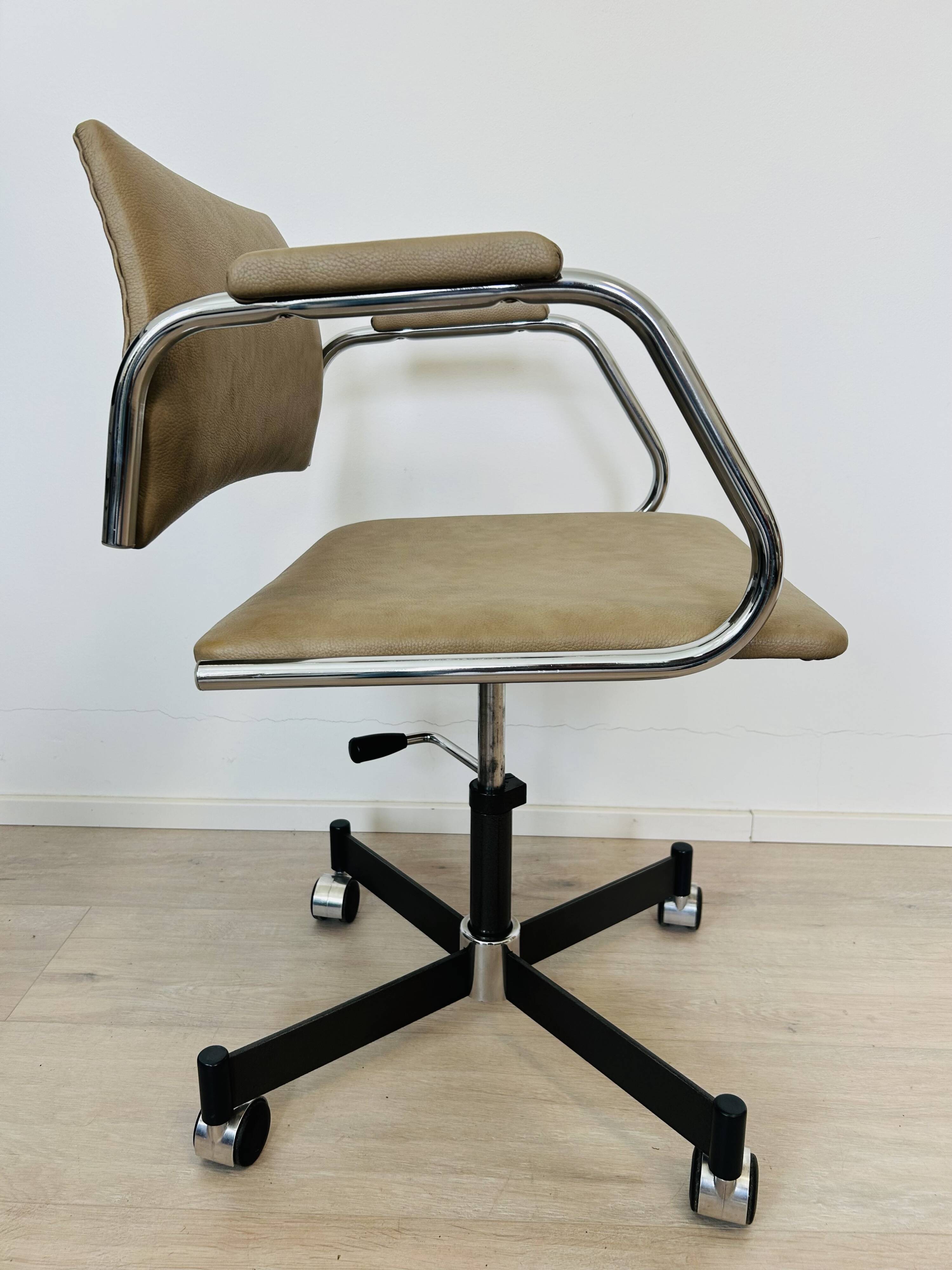 Vintage Beige Office Chair by Kovona 1980’s