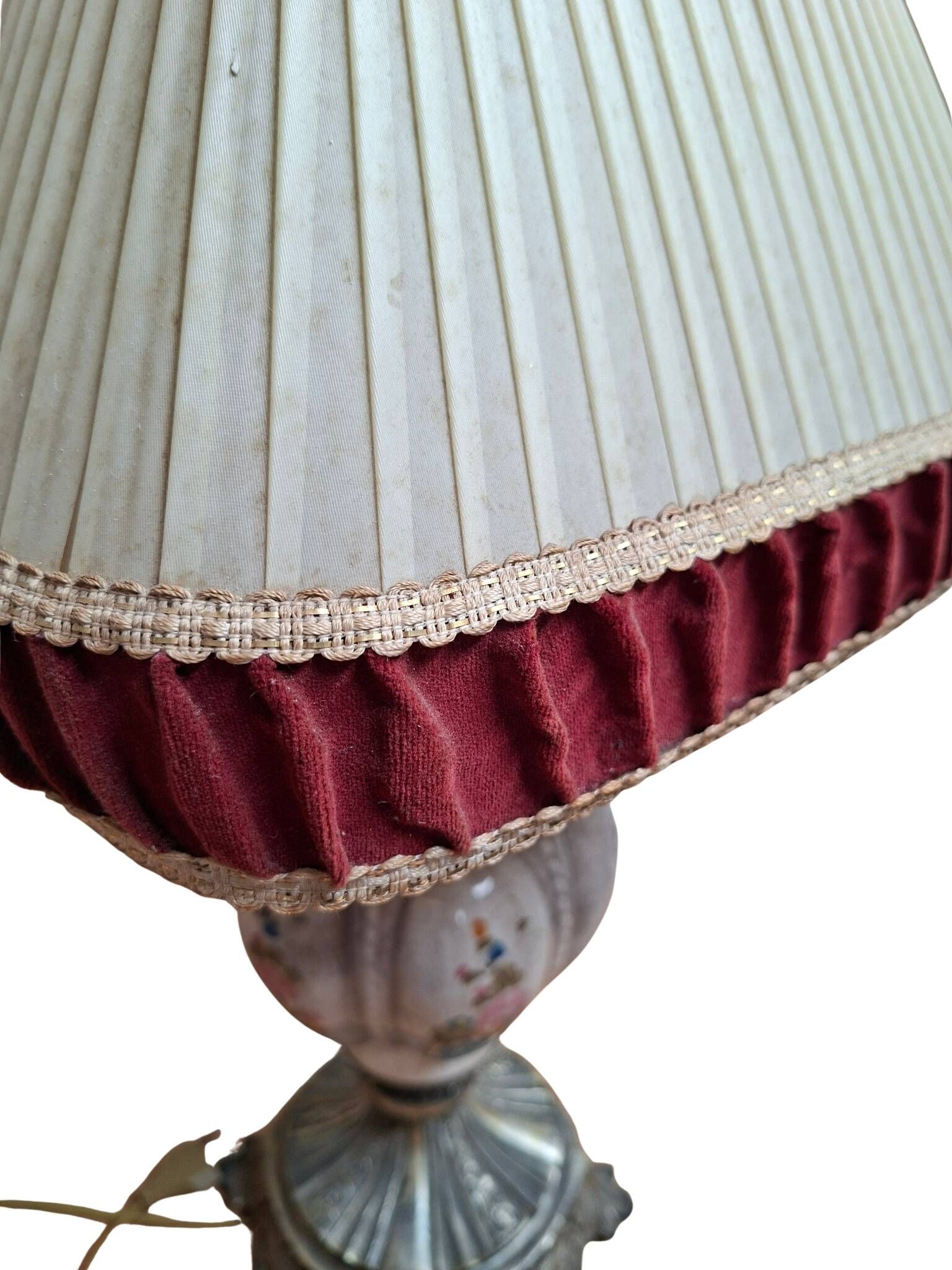 Lampada da Tavolo Vintage in Ceramica dipinta a mano e Velluto Bordeaux
