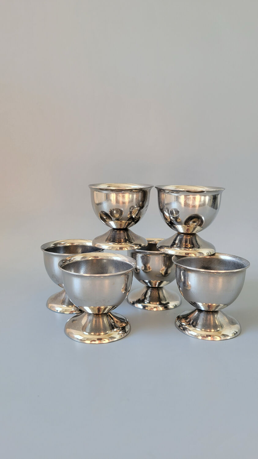 Set of 6 stainless steel egg cups