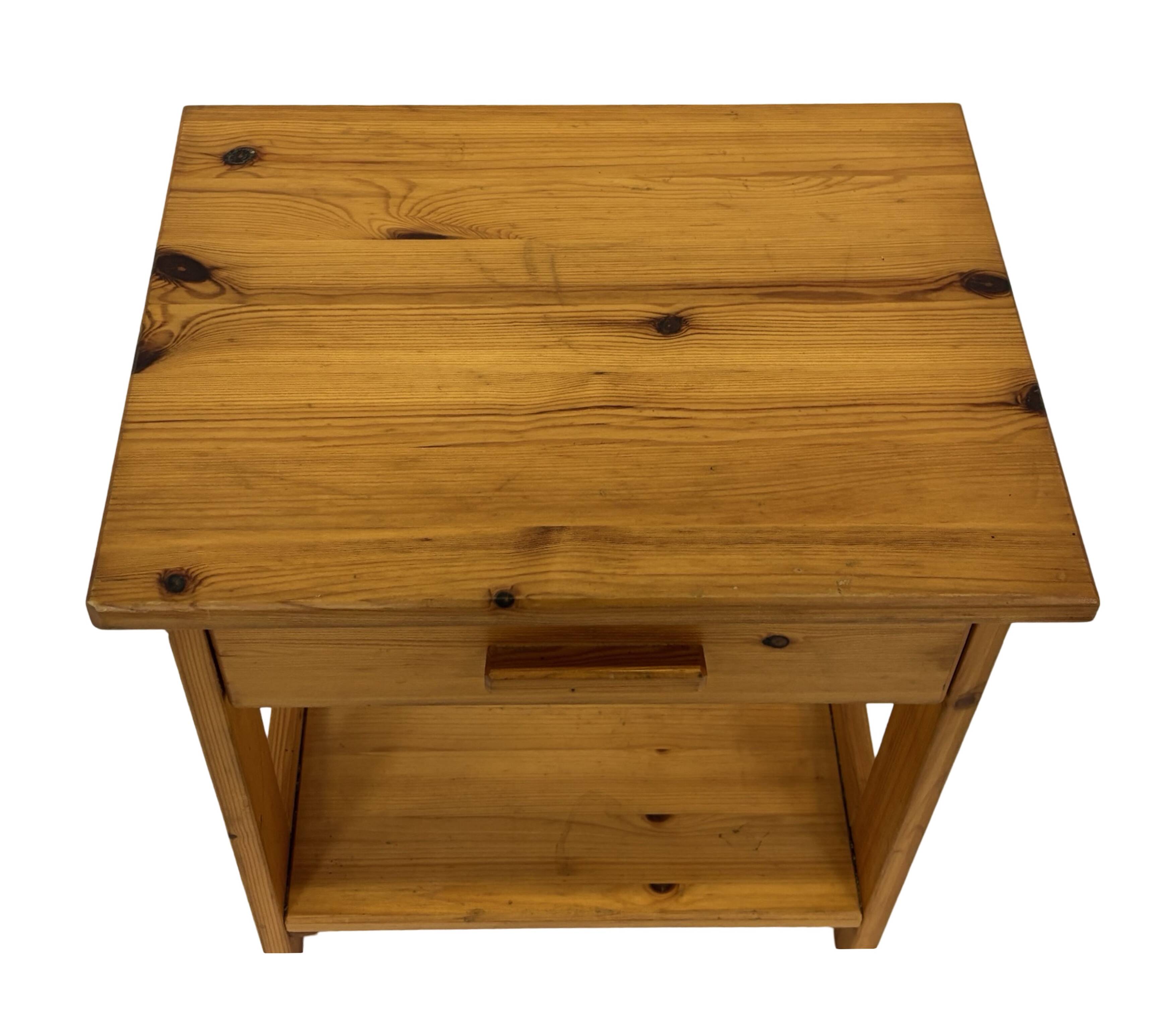 Vintage pinewood bedside table compact design 70's