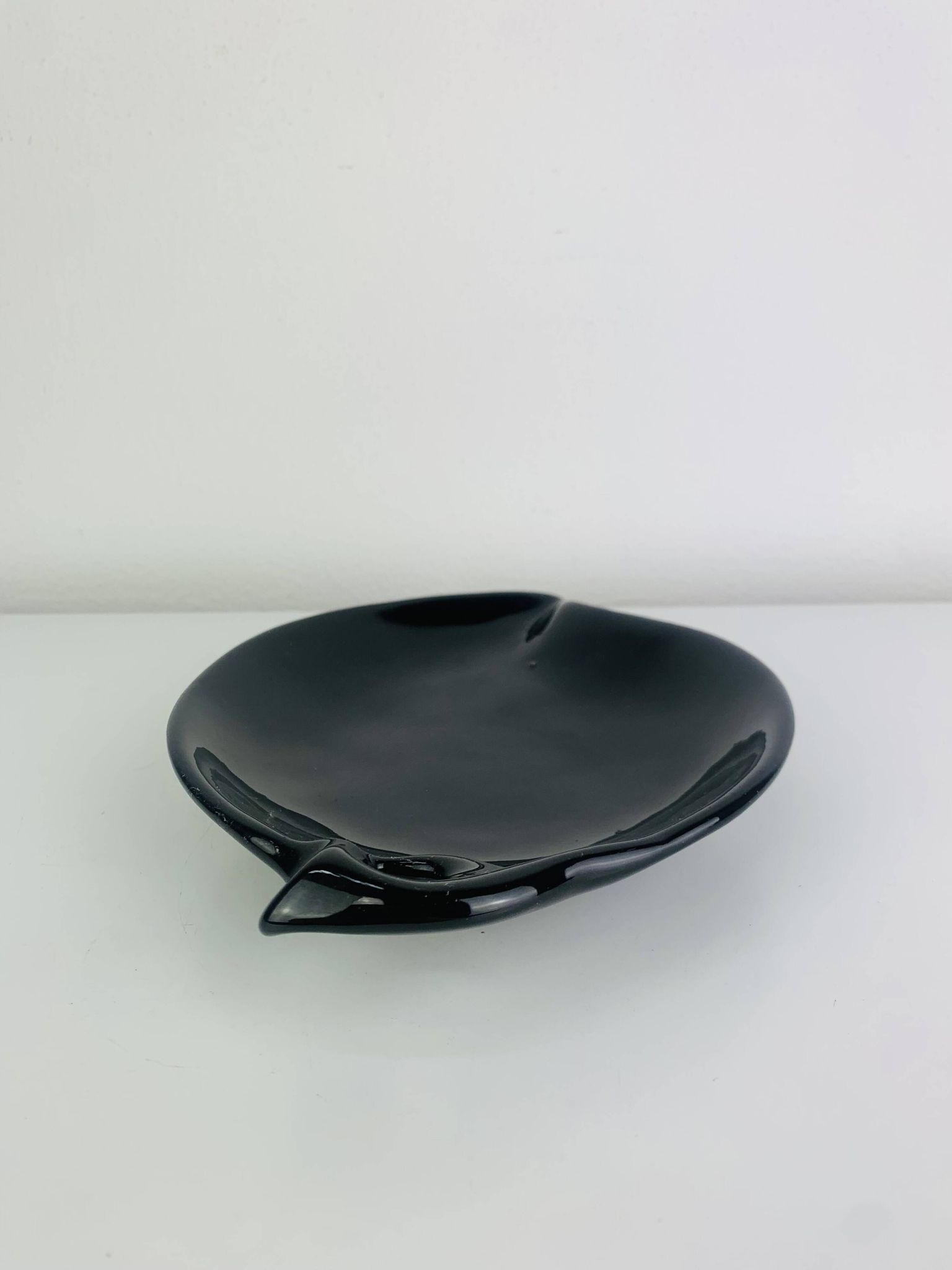 Vide poche céramique noire forme orgnanique, vintage