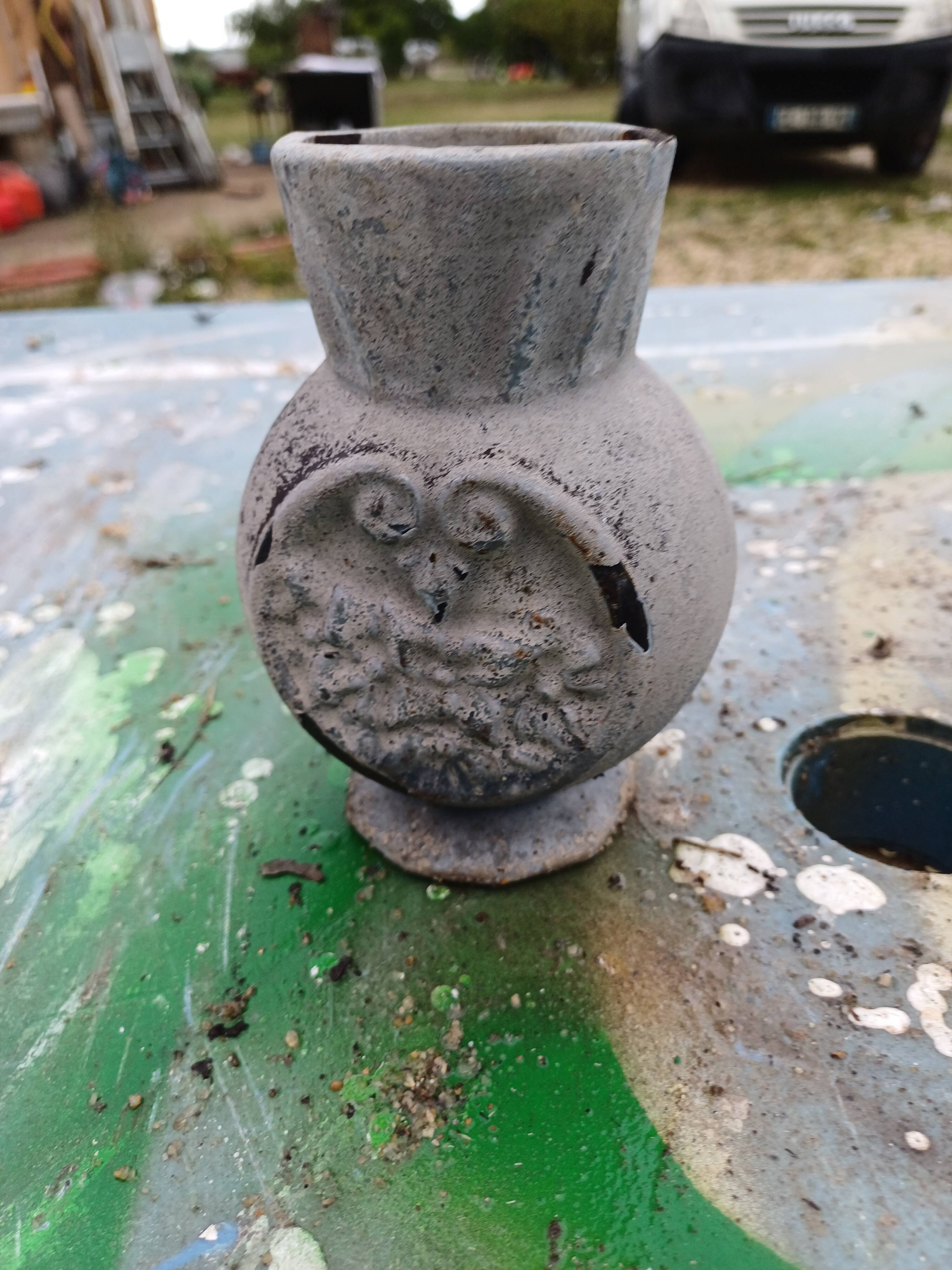 Pair of Cast Iron Vases 1900 from Charleville-Mézières