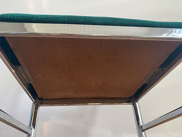 Lot of 4 green velvet chairs