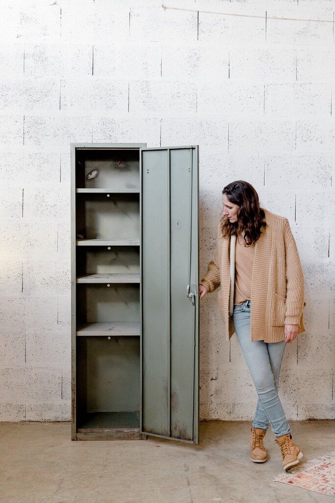 Metal industrial cloakroom