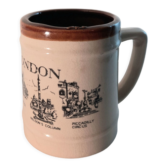 Sandstone beer mug ''London''