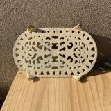 Old oval enamelled cast iron trifle soap holder