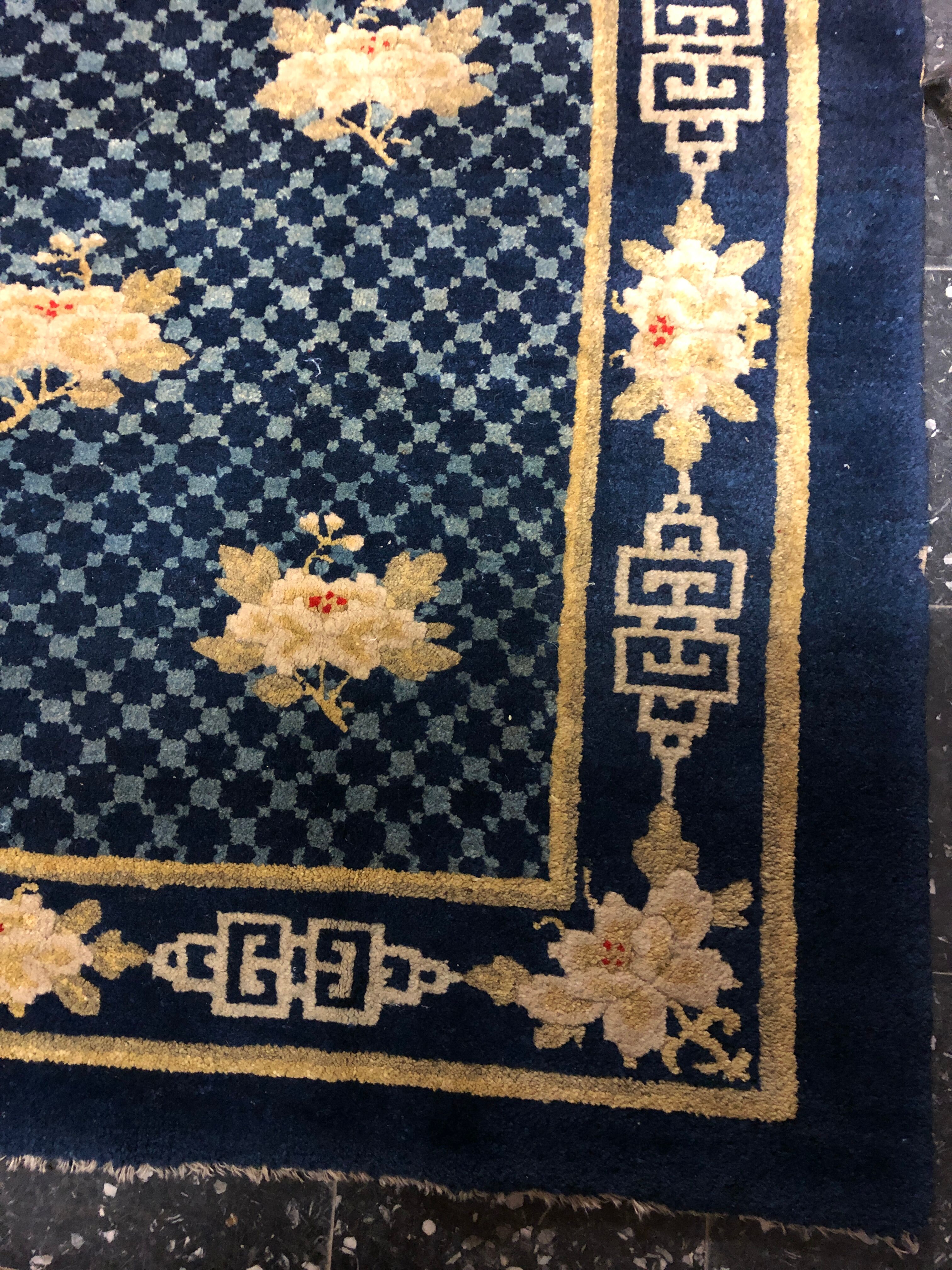 Chinese rug, antique, circa 1960 - 107x168cm