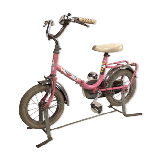 italian pink bicycle from the fair