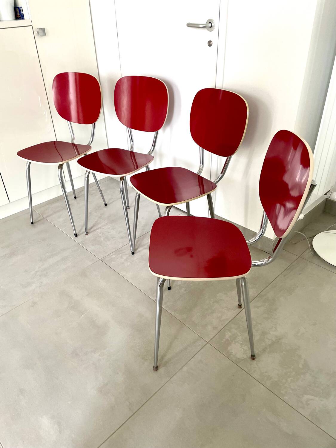 Set of 4 chairs 1960 Formica red perfect condition